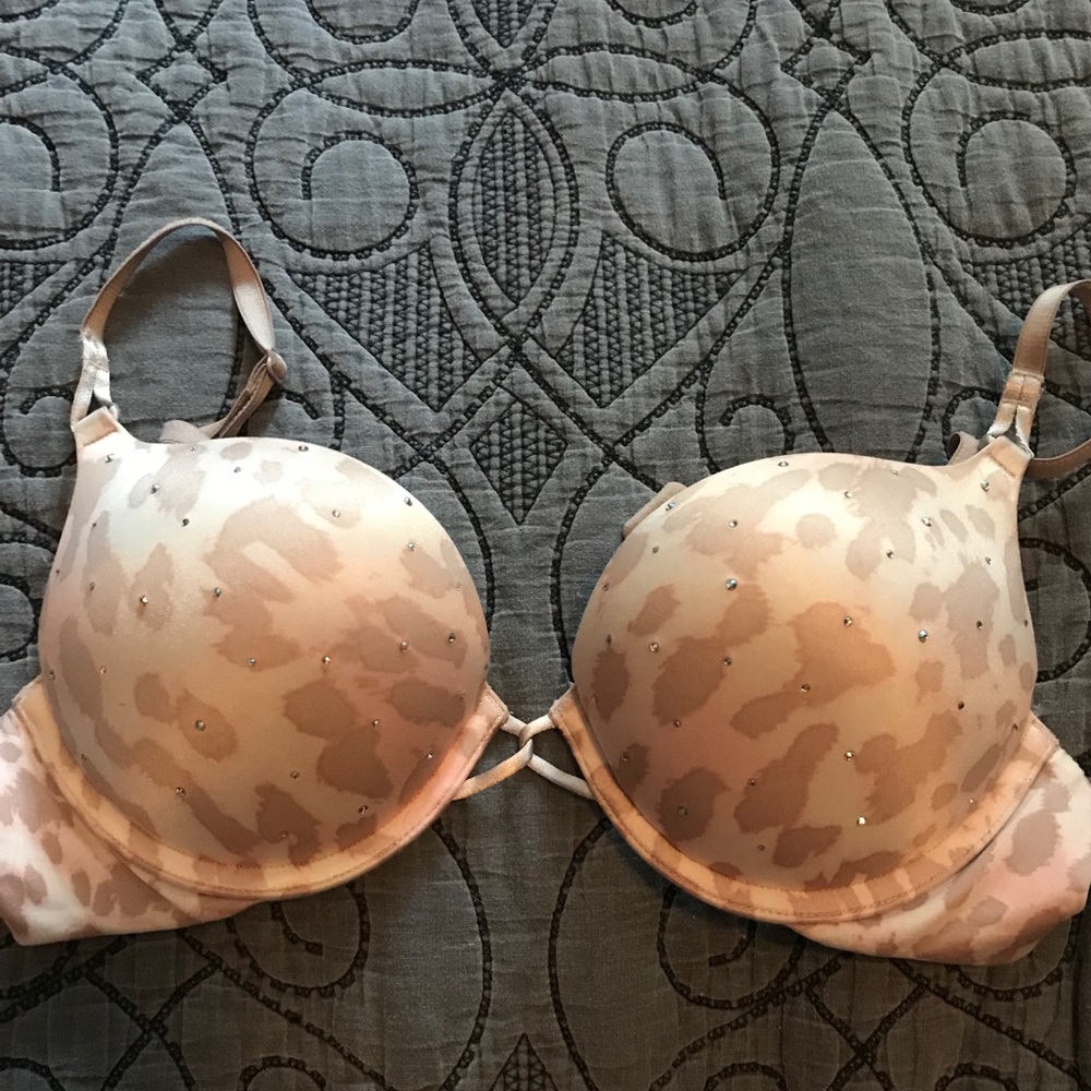 Victoria Secret Bombshell Bra